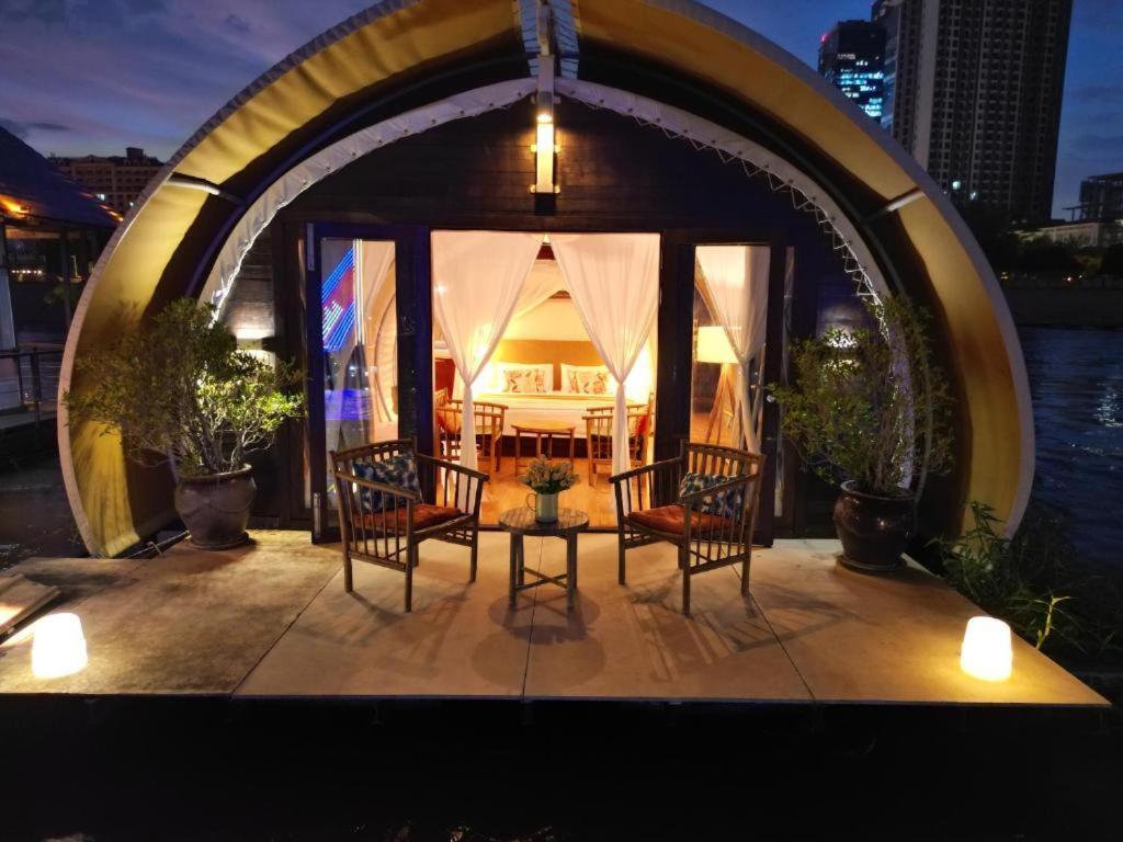 Maadest Bed and Breakfast Phnom Penh Exteriör bild